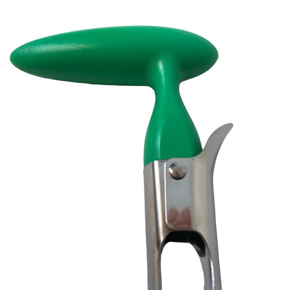 New Kitchen Gadget Tool Apple Corer Removes Apple Core, Metal - Picture 3 of 6